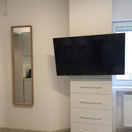 Sweet Guest Apartment Bucureşti Ngoại thất bức ảnh